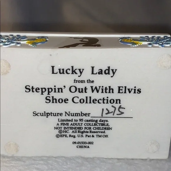 Elvis ShoeCollectible“Lucky Lady”Inspired Peacocks - Picture 8 of 9